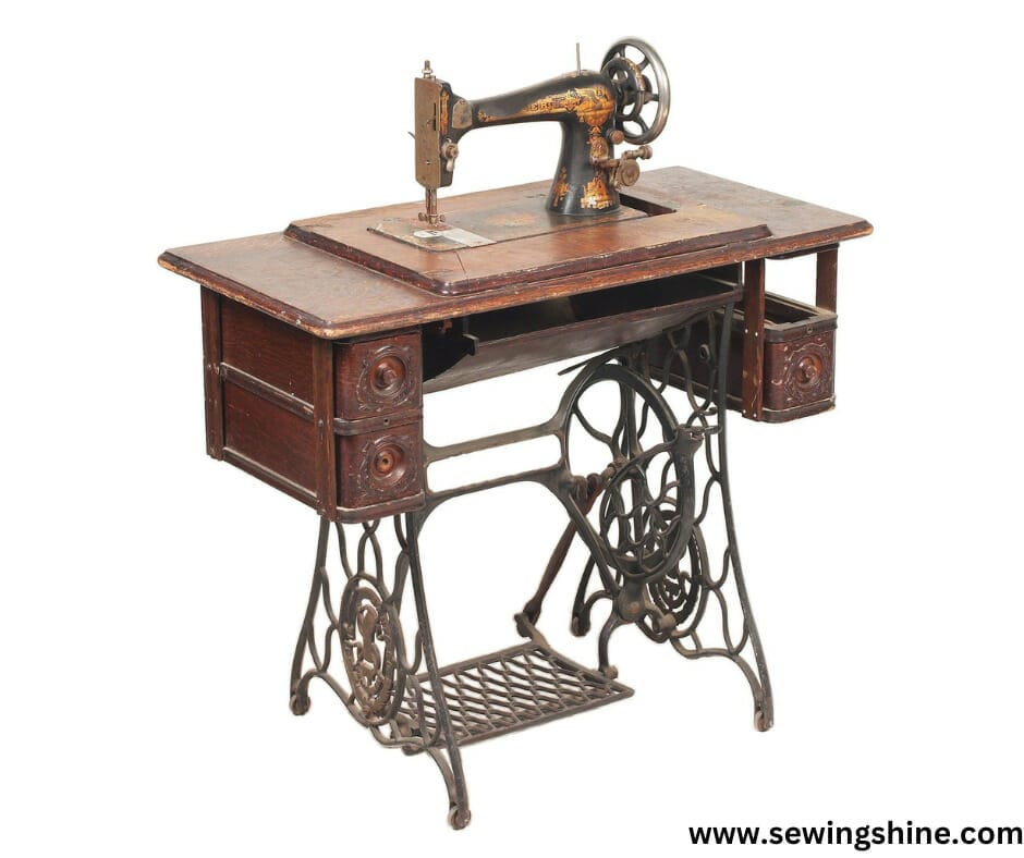 How To Restore The Singer Sewing Machine Base - Easy Steps in 2023