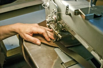 Features to Look for in a Sewing Machine for Bag Making